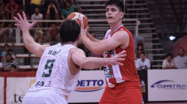 San Isidro cerr� invicto de local