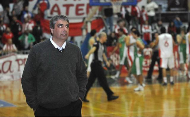 Ard�h el nuevo DT de San Isidro