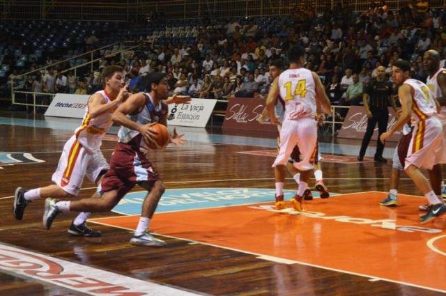 Villa �ngela a un paso de ser el mejor