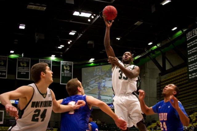 �ltimos refuerzos y nota a Francisco Aguilar