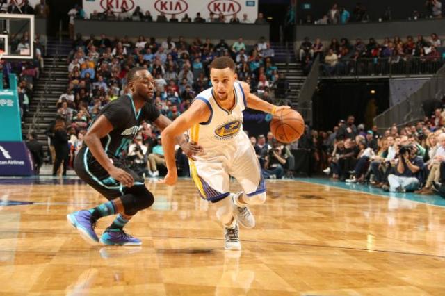 Curry, los r�cords y el 20-0
