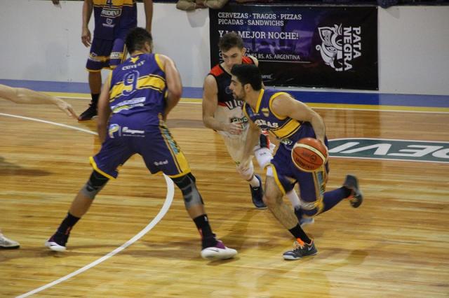 Platense le cort� la racha a Ciclista