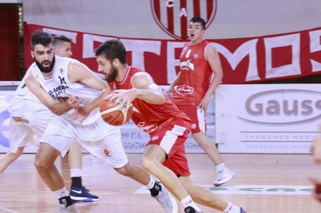 Amplio triunfo de Uni�n ante Villa �ngela