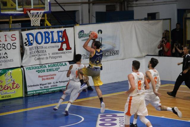 Volvi� a las bases