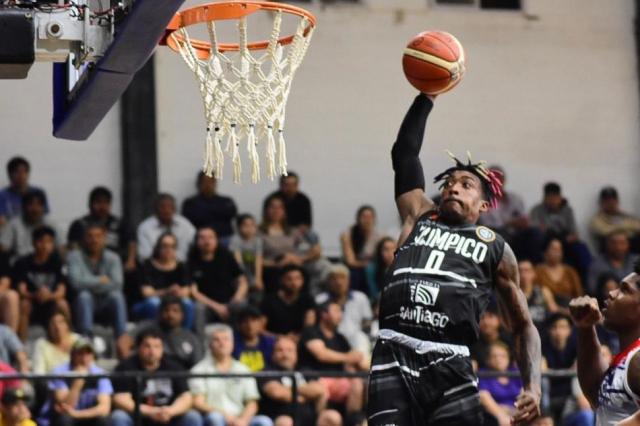 Ol�mpico concret� la venta de Karel Guzm�n