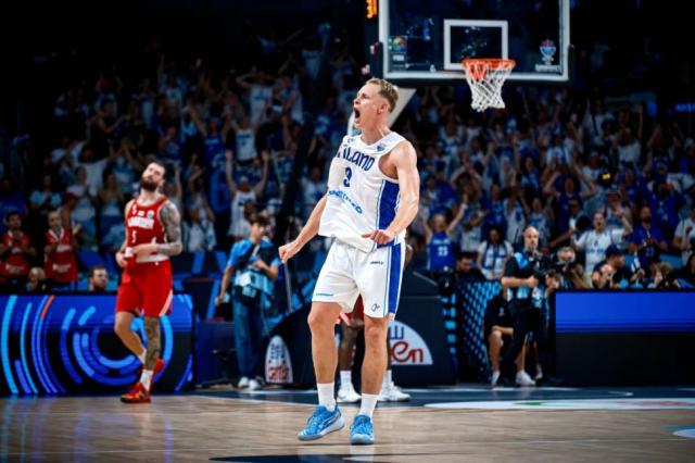 Finlandia sigue pisando fuerte