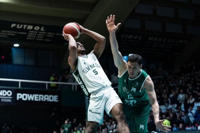 �pica victoria de Ferro