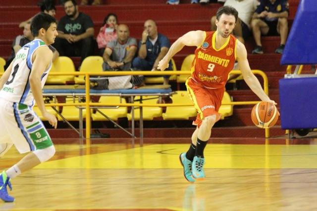 Los locales y un Hurac�n