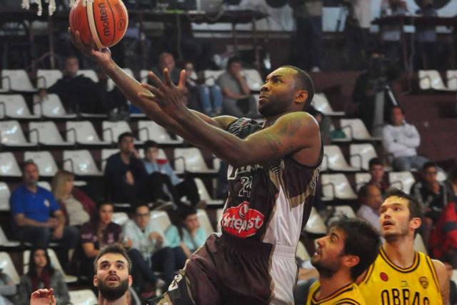 Echag�e contrat� a John Millsap