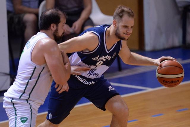 Y ruge en la ruta tambi�n