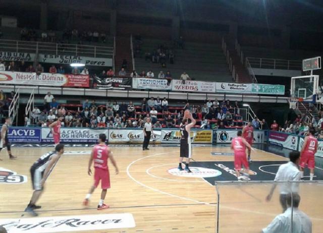 Estudiantes estir� su buen momento