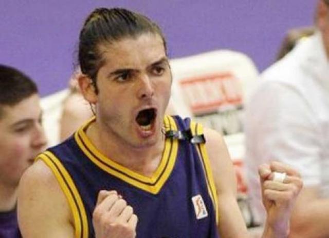 Diego Garc�a, la joya del mercado, ser� de Libertad