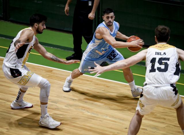 Rodr�guez Suppi: "Pudimos agregar intensidad defensiva y correr la cancha"