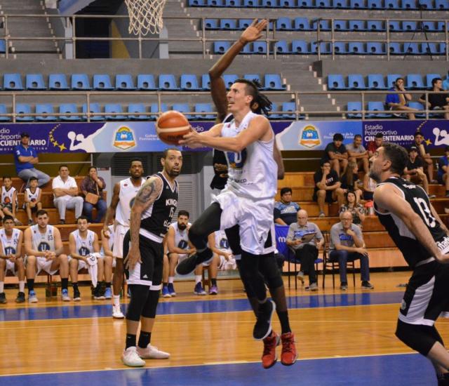 La Uni�n cay� en su primer ensayo