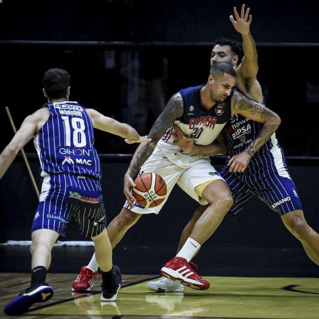 Con el As bajo la manga